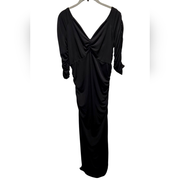 NWT Torrid Black Maxi Jersey Off Shoulder Dress Size 1X - Picture 3 of 12